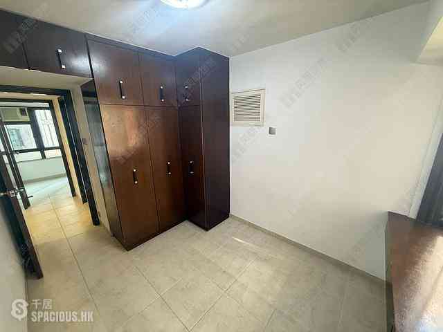 Sai Ying Pun - Kam Ning Mansion 11