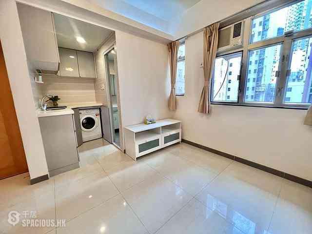 Wan Chai - Johnston Court 02