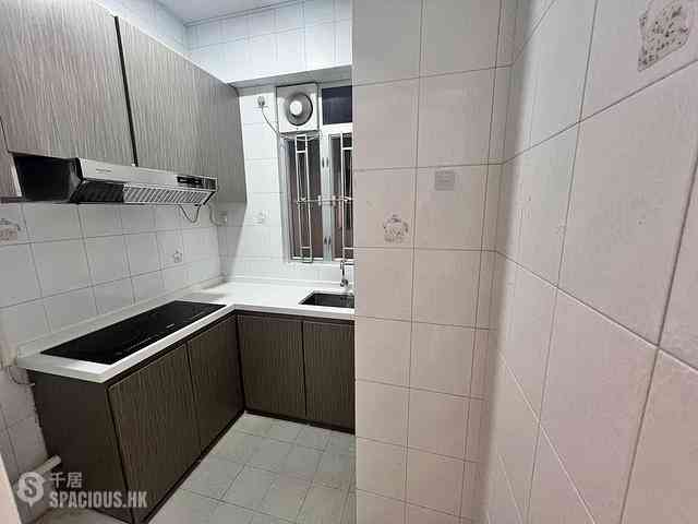 Wan Chai - Everwin Mansion 08