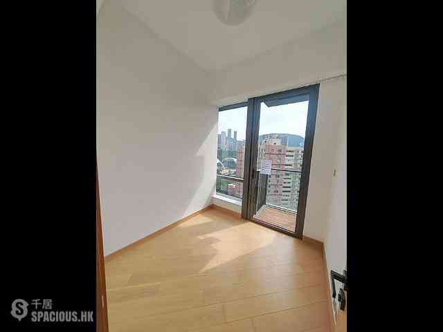 Causeway Bay - Jones Hive 04