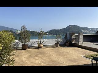 Chung Hom Kok - Cypresswaver Villas Block B 05