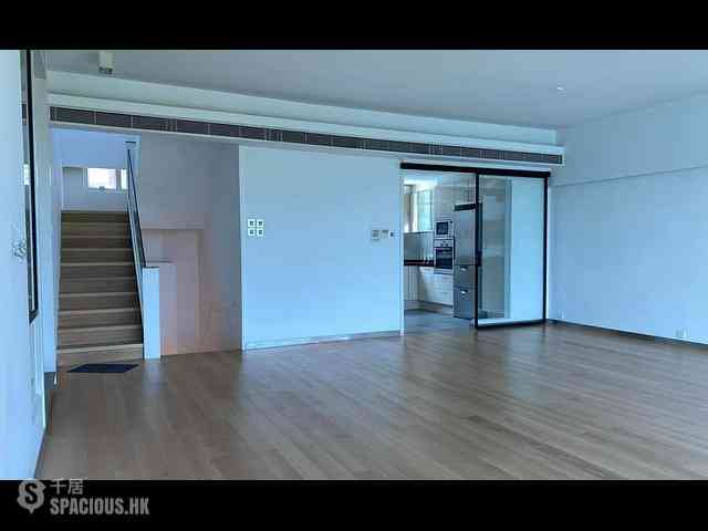 Chung Hom Kok - Cypresswaver Villas Block B 03