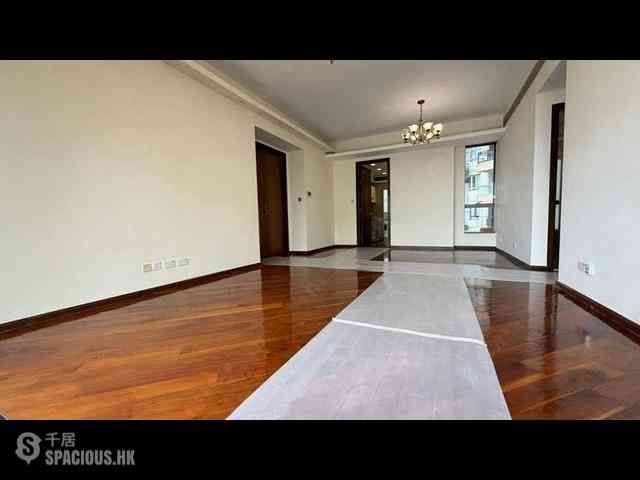 Tai Hang - The Signature 08