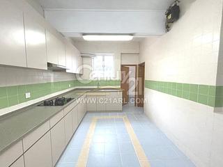 Repulse Bay - Riviera Apartments 03