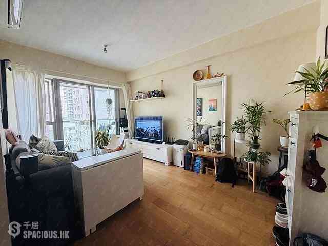 Sai Ying Pun - The Nova 01