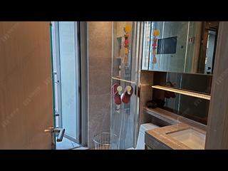 Sai Ying Pun - King's Hill 06
