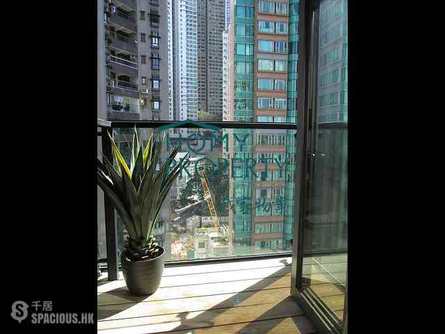 Soho - Centrepoint 01