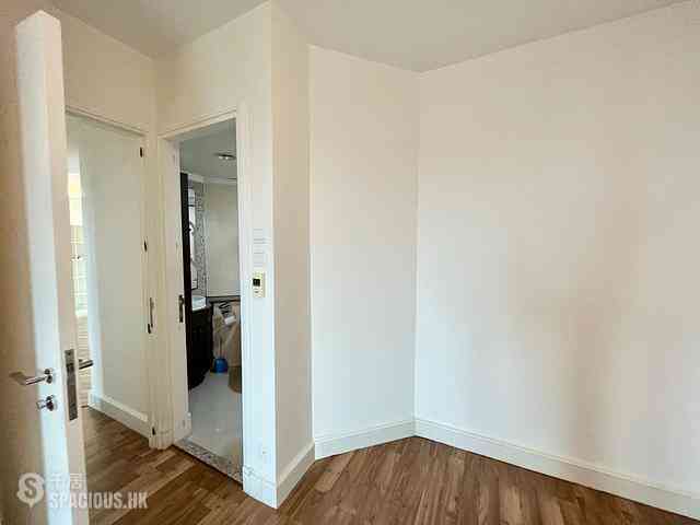 Tung Chung - Caribbean Coast Phase 4 Crystal Cove 09