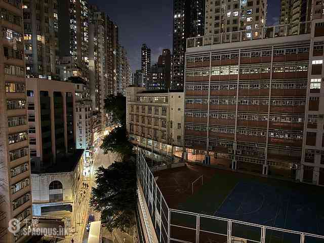 Shek Tong Tsui - Novum West 01
