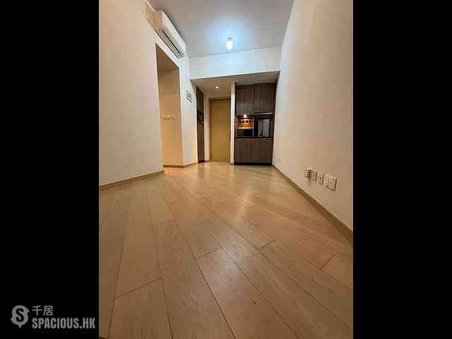 Shek Tong Tsui - Novum West 02