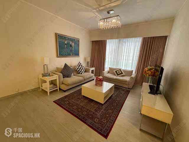 Wan Chai - Convention Plaza Apartments 04