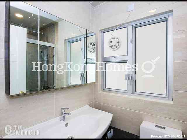 Tai Hang - Grand Deco Tower 10