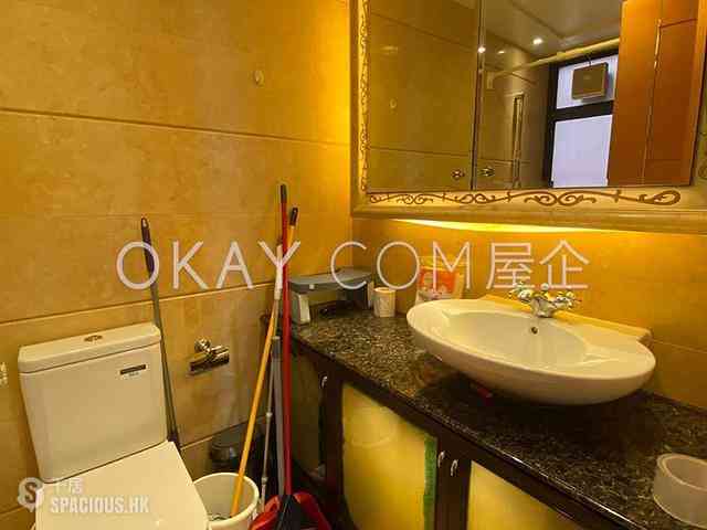 West Kowloon - The Arch Moon Tower (Block 2A) 09