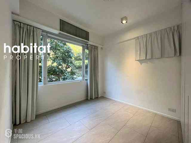 Pok Fu Lam - 18-24, Bisney Road 03