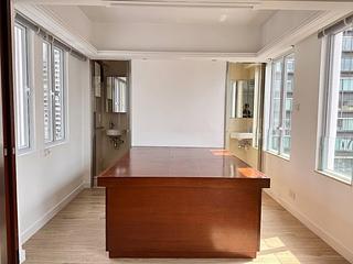 Soho - Sunrise House 04