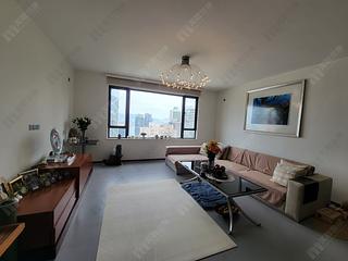 Mid Levels Central - Chung Tak Mansion 03
