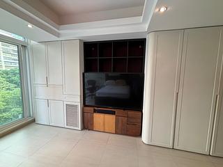 Poho - 236, Hollywood Road 12