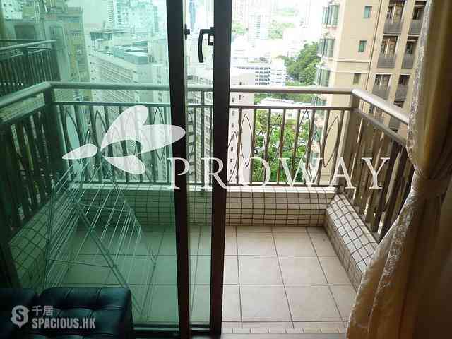 Wan Chai - The Zenith 03