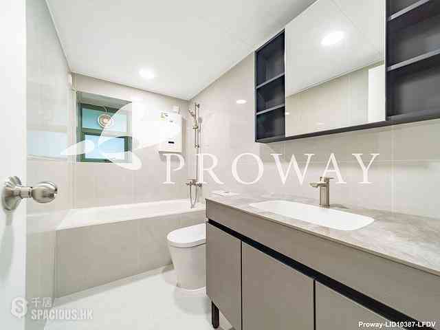 Mid Levels East - Monmouth Place 10