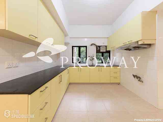 Mid Levels Central - Grenville House 12