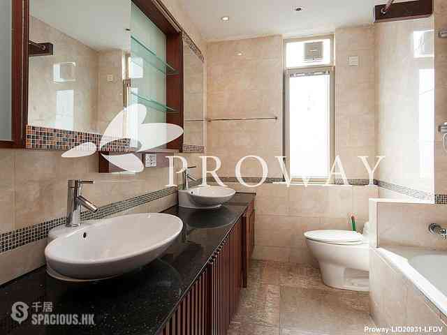 Clear Water Bay - Silver Crest Villa 06