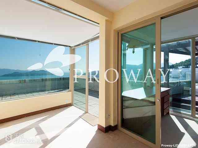 Clear Water Bay - Silver Crest Villa 08