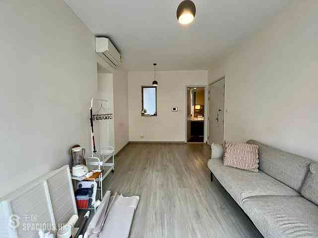 Sai Ying Pun - Island Crest Block 1 03