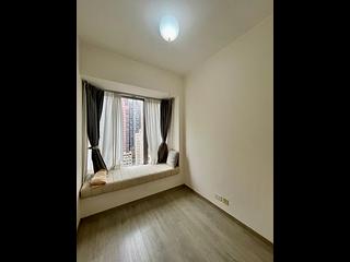Sai Ying Pun - Island Crest Block 1 05