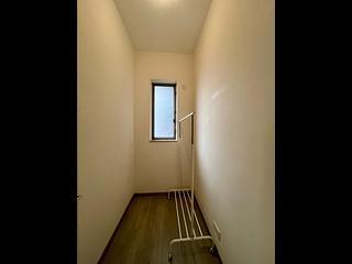 Sai Ying Pun - Island Crest Block 1 09