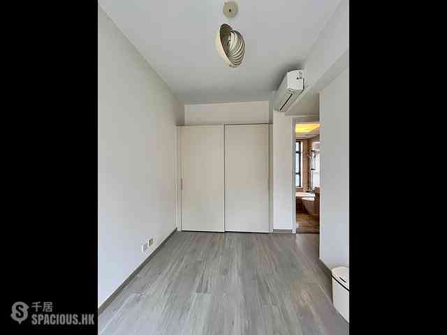 Sai Ying Pun - Island Crest Block 1 10