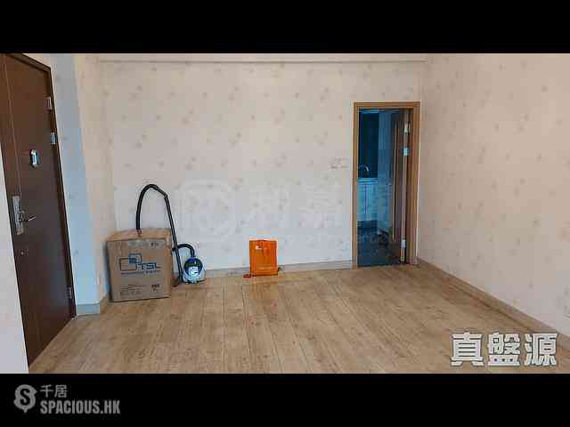 Tai Wai - The Riverpark Block 5 02