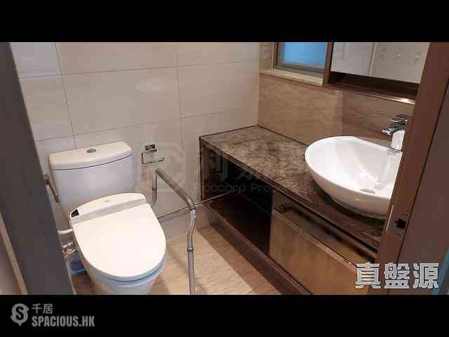 Tai Wai - The Riverpark Block 5 11