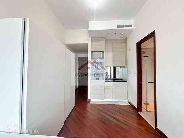 Wan Chai - The Avenue Phase 2 Block 2 02