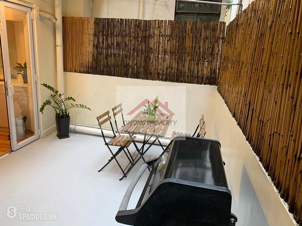 Soho - 6-8, Staunton Street 01