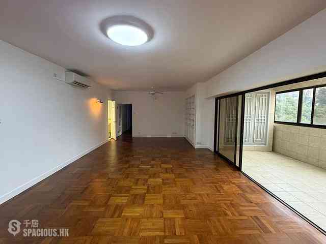 Causeway Bay - Fontana Gardens Block 22-25 02