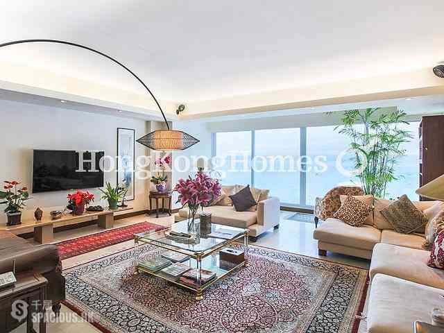 Pok Fu Lam - Scenic Villas 01