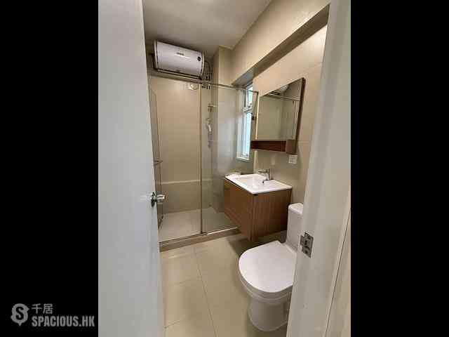 Wan Chai - On Hing Mansion 02