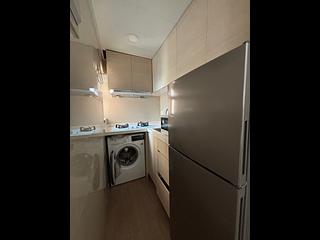 Wan Chai - Tai Yuen Court 06