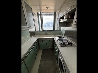 West Kowloon - The Harbourside Block 1 03