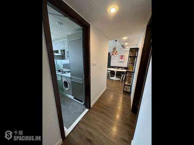 West Kowloon - The Harbourside Block 1 04