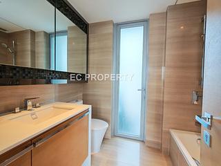 Sai Ying Pun - The Summa 08