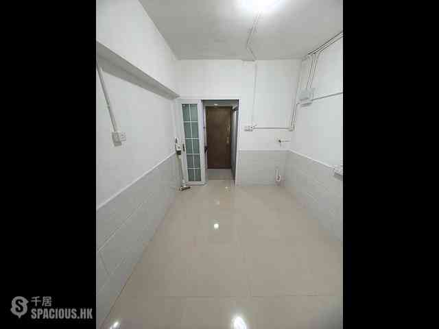 Tai Kok Tsui - Hing Wong Mansion 02