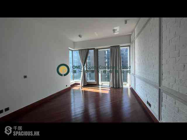Mid Levels West - Cluny Park 12