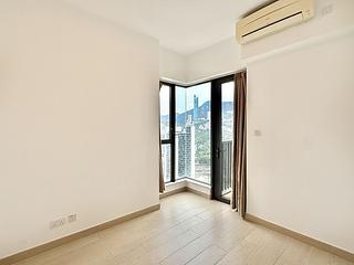 Wan Chai - The Oakhill 08
