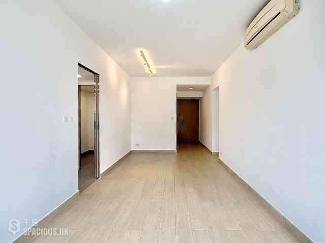 Wan Chai - The Oakhill 15