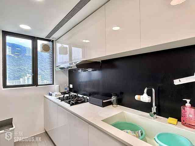 Wan Chai - The Oakhill 18