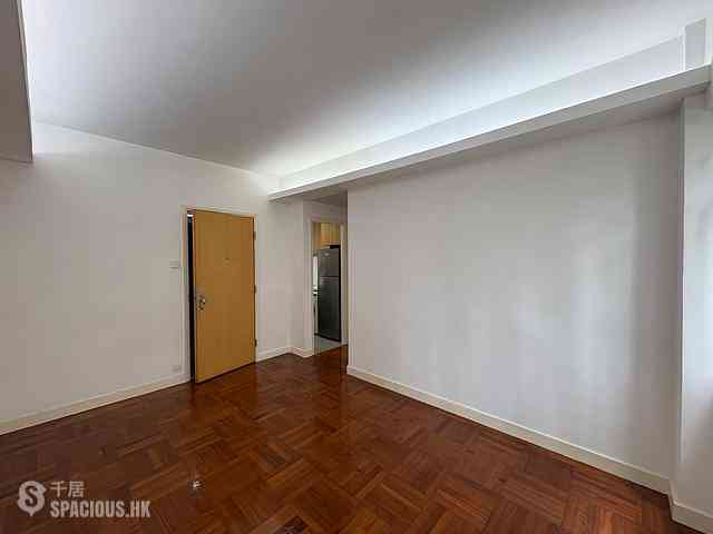 Sai Ying Pun - 55-57, Bonham Road 05
