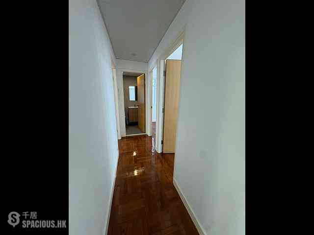 Sai Ying Pun - 55-57, Bonham Road 06