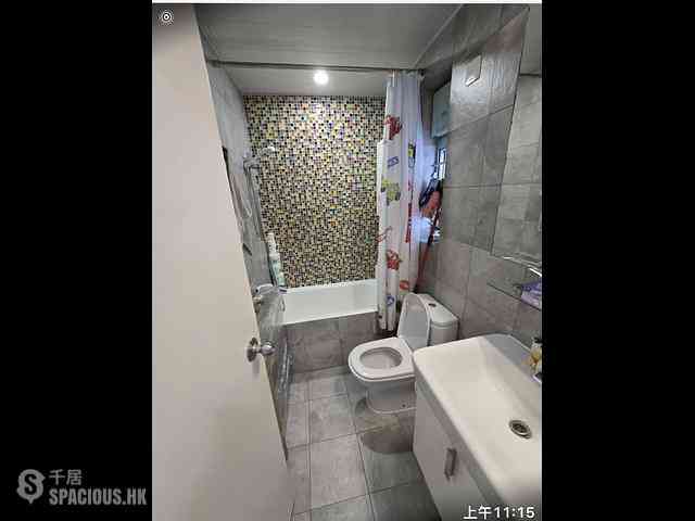 Chung Hom Kok - Lung Tak Court Chun Tak House (Block A) 05