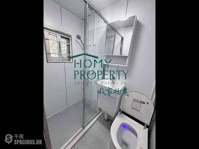 Sai Ying Pun - 300-302, Queen's Road West 03